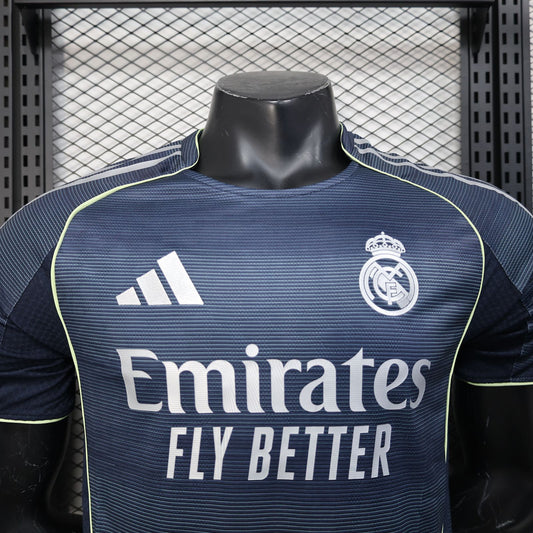 Tercera equipación Real Madrid  2025-2026