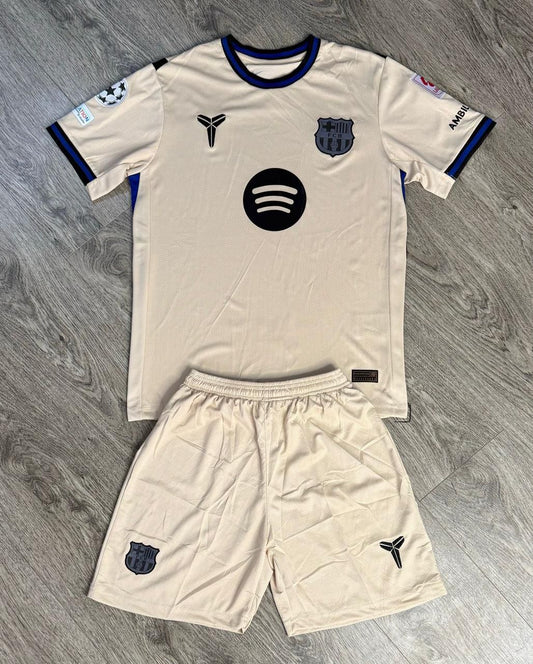 Conjuntos de fútbol temporada 2025-2026