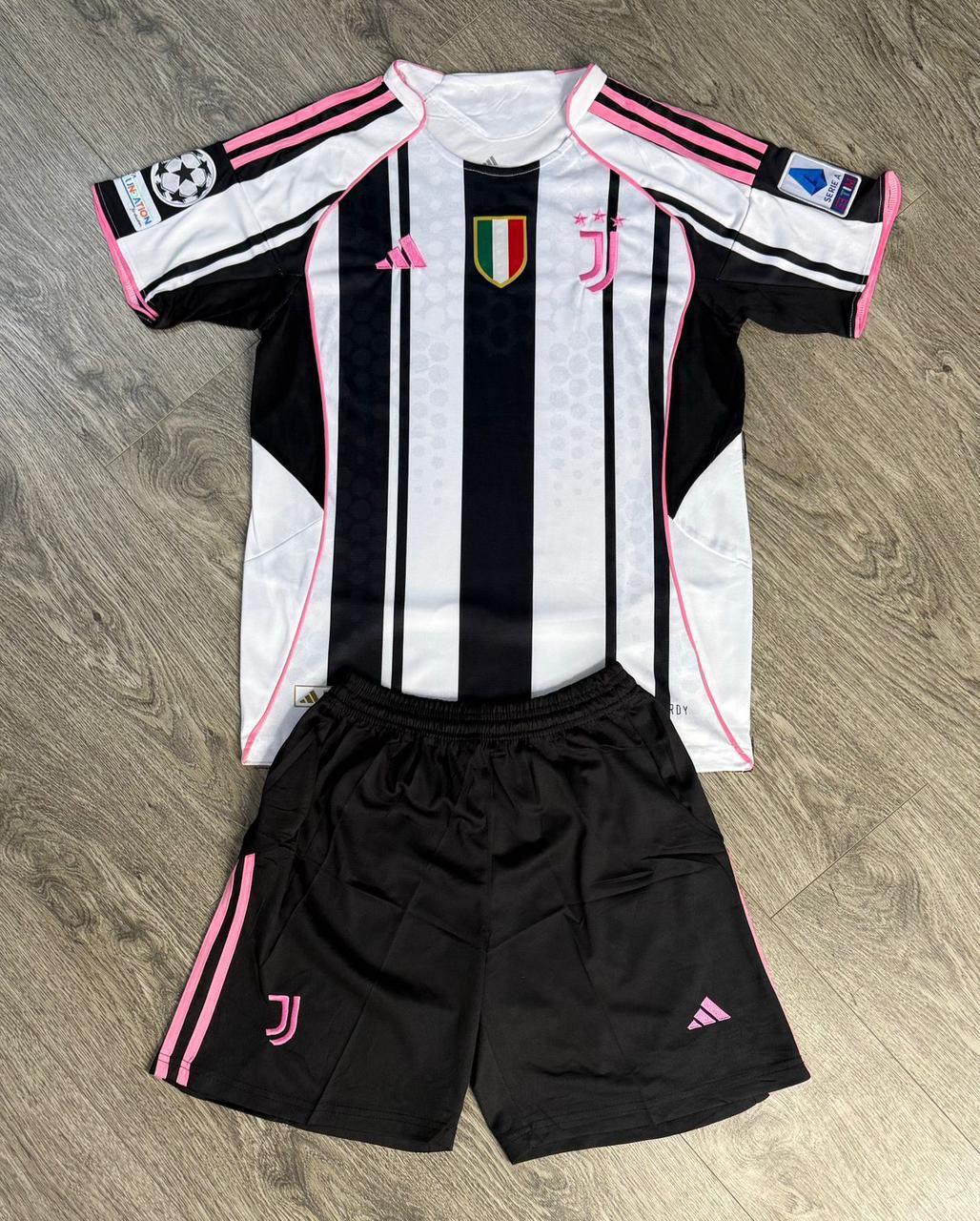 Conjuntos de fútbol temporada 2025-2026