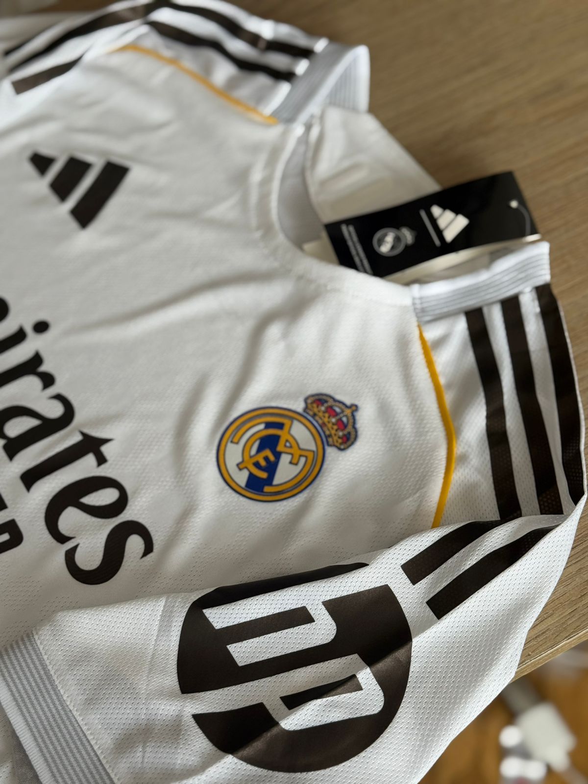 Camiseta Real Madrid temporada 2025-2026 versión jugador