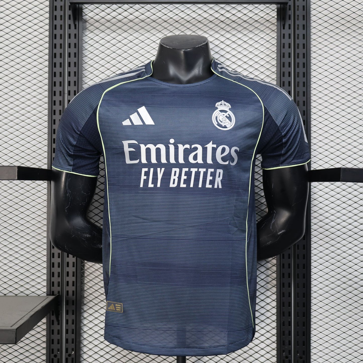 Tercera equipación Real Madrid  2025-2026
